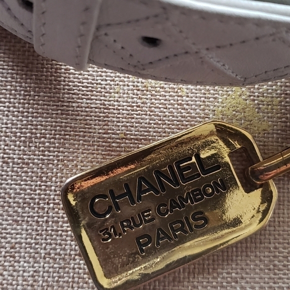 Chanel authentic leather belt. Size small Price FIRM. - Picture 9 of 14